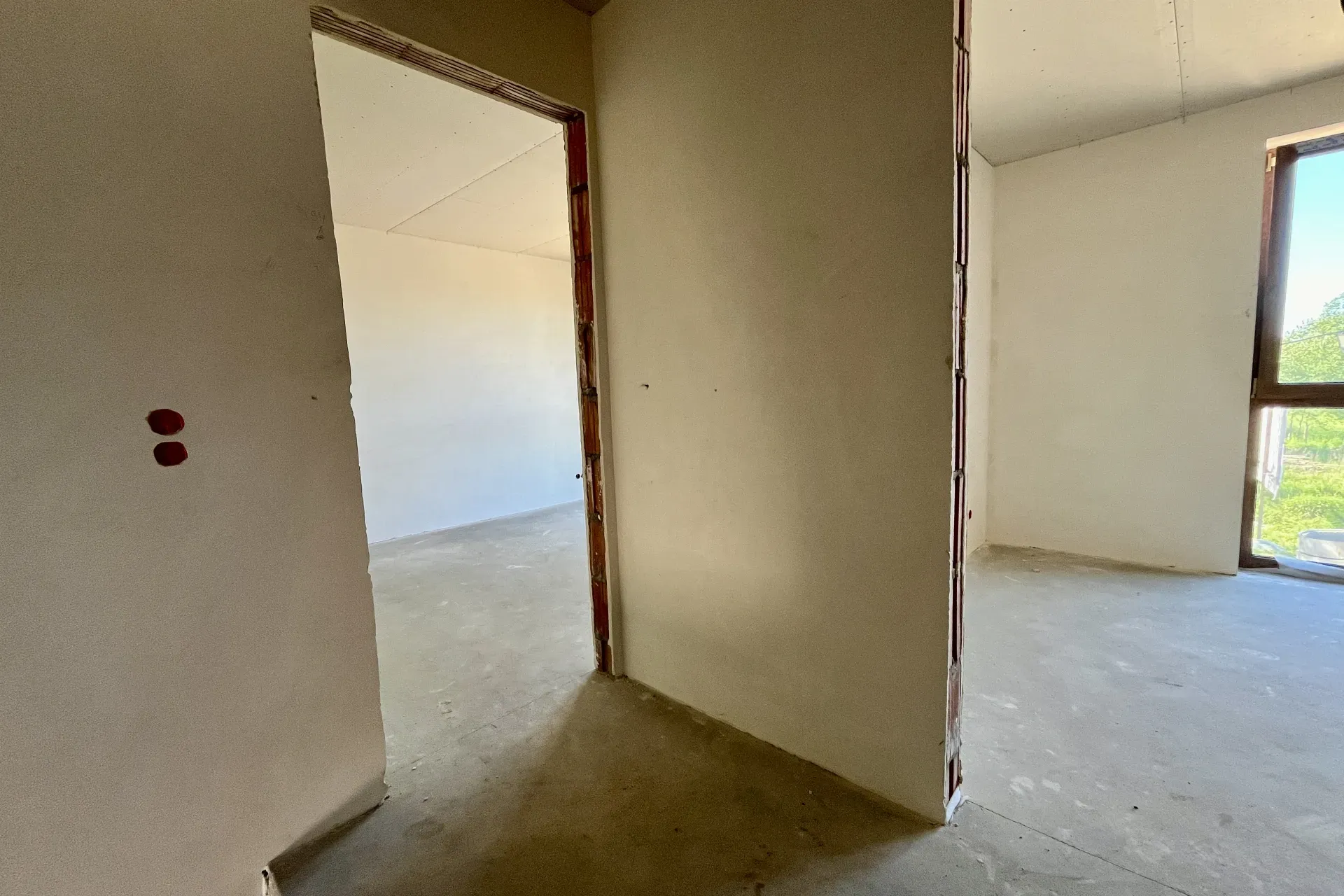 Dom W Stanie Deweloperskim 12