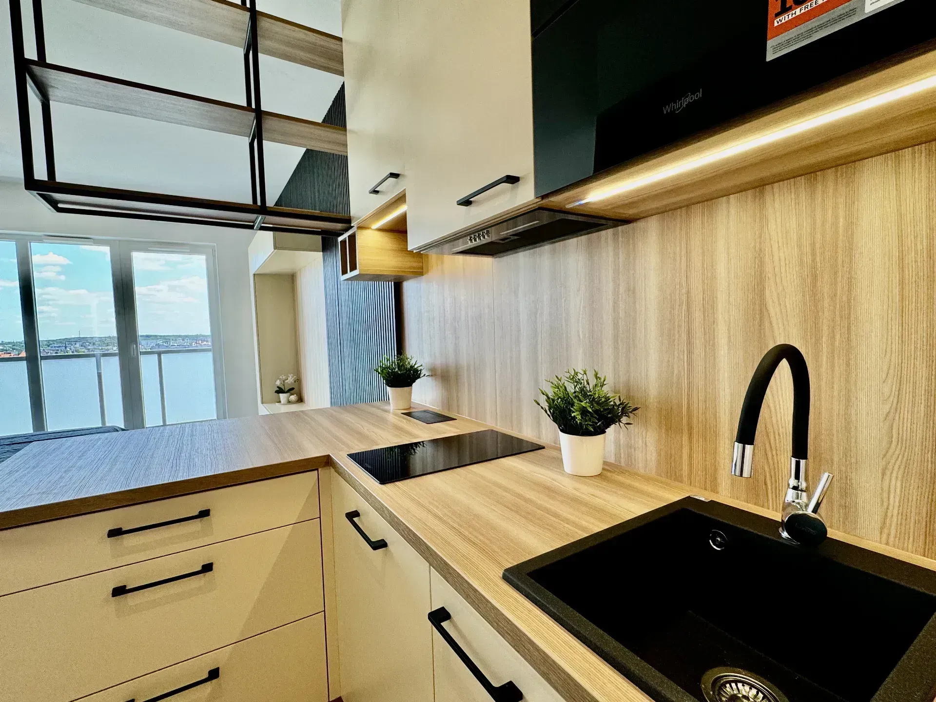 Luksusowe Studio na 14 piętrze w Katowicach 10