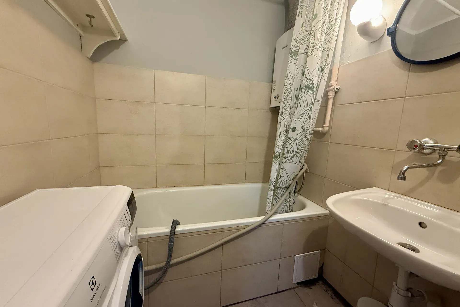 2 Pokoje Balkon CO miejskie do zamieszkania 9