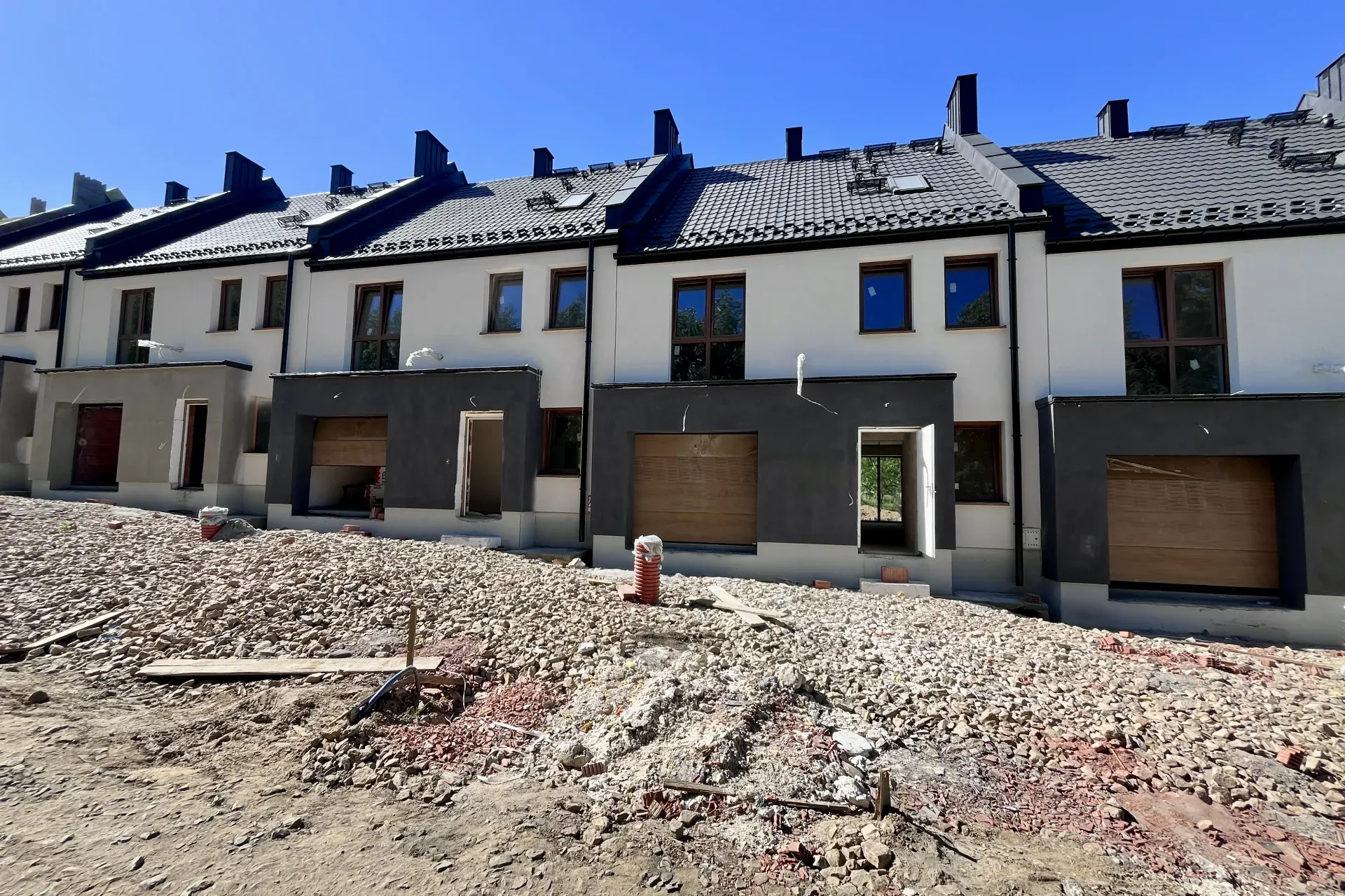 Dom W Stanie Podwyższonym Deweloperskim 2