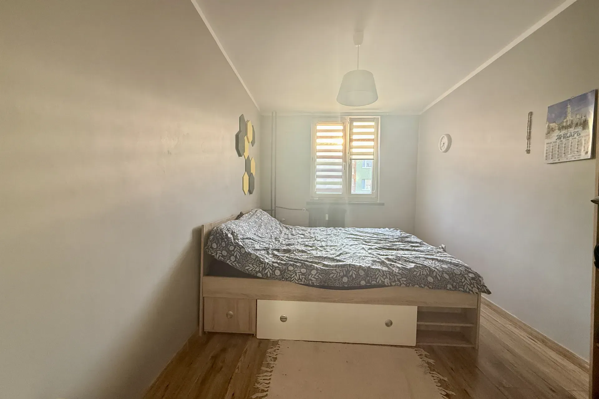 2 Pokoje Do zamieszkania Balkon CO miejskie 3