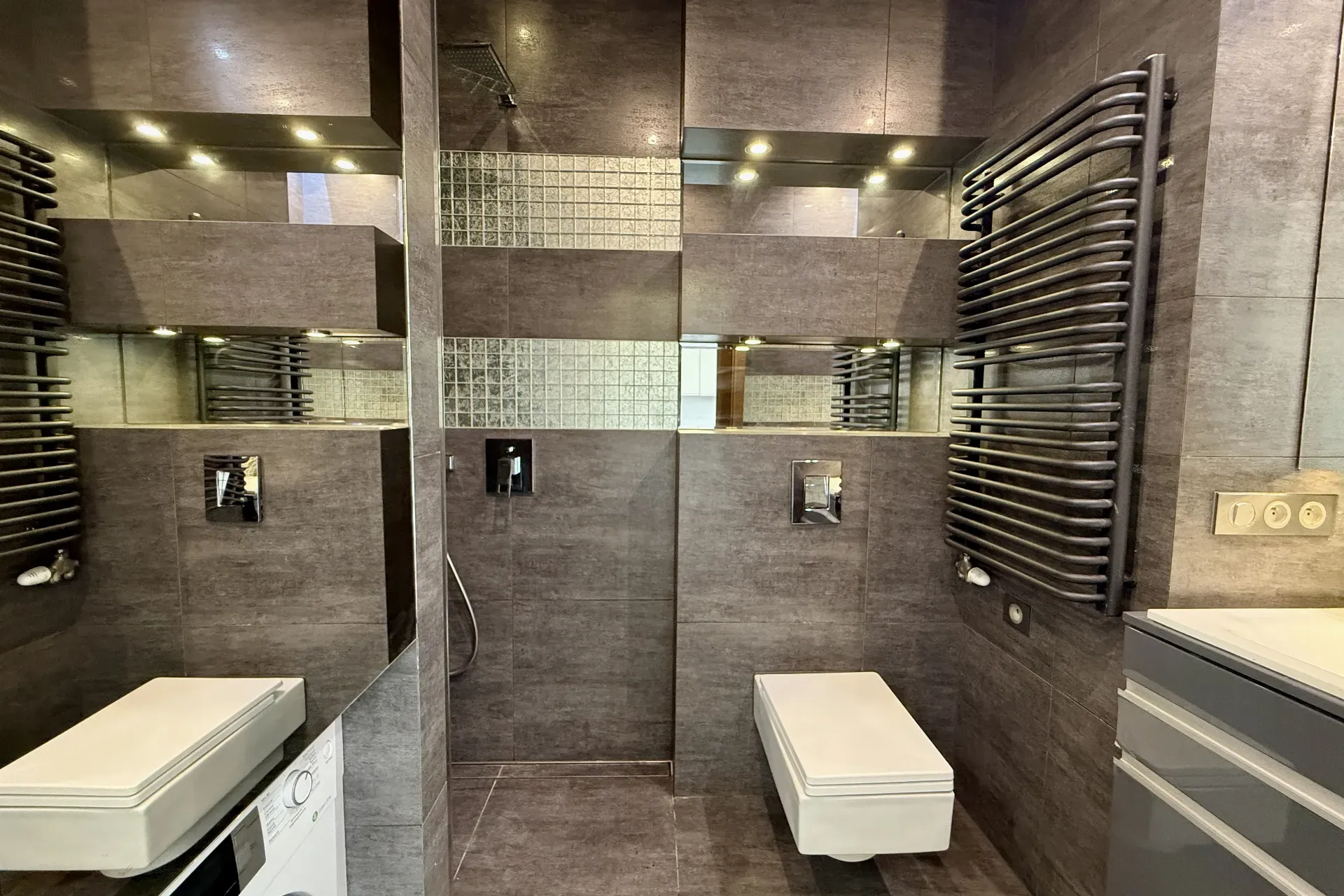 Tysiąclecia  Kawalerka  taras pełne wyposażenie 4