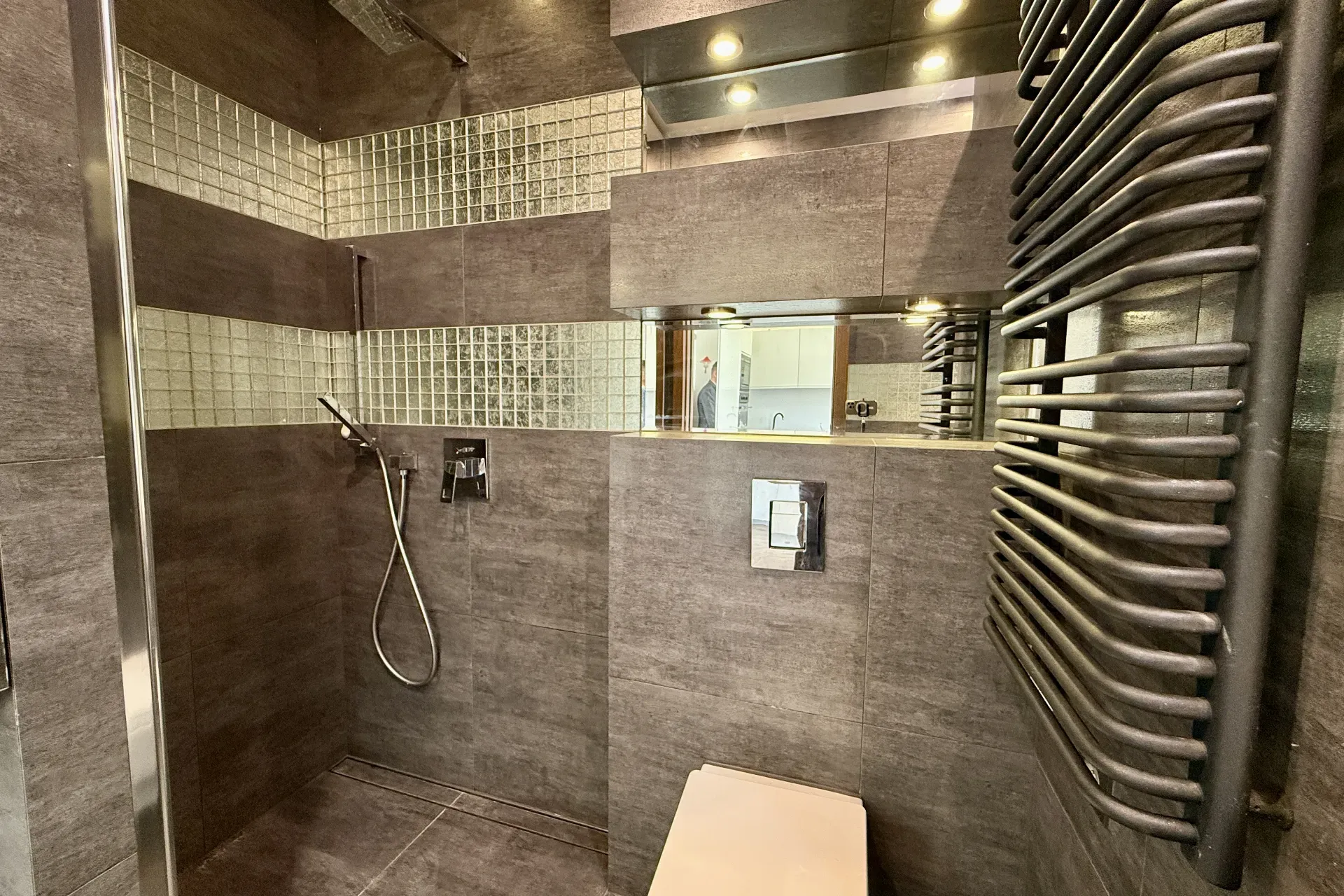 Tysiąclecia  Kawalerka  taras pełne wyposażenie 5