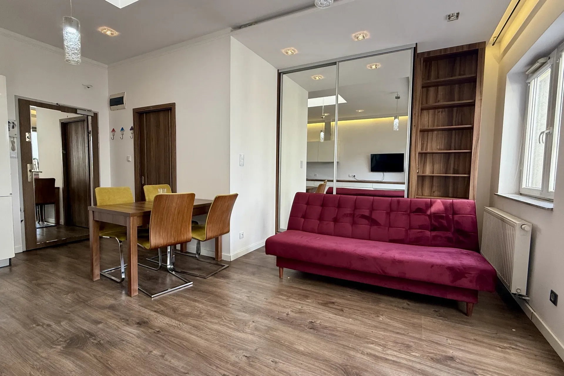 Tysiąclecia  Kawalerka  taras pełne wyposażenie 15