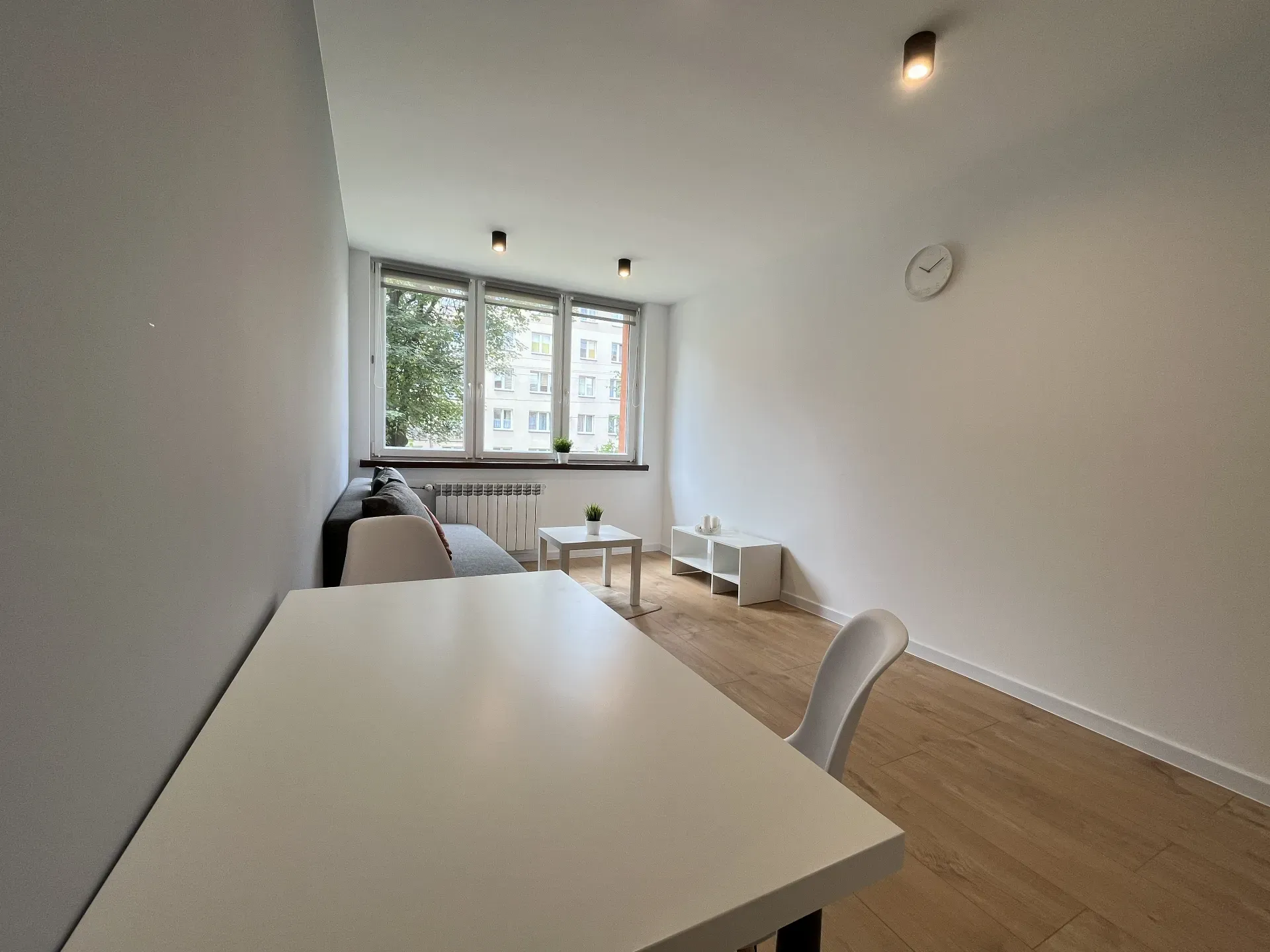 Kawalerka po remoncie w pełni wyposażona 6