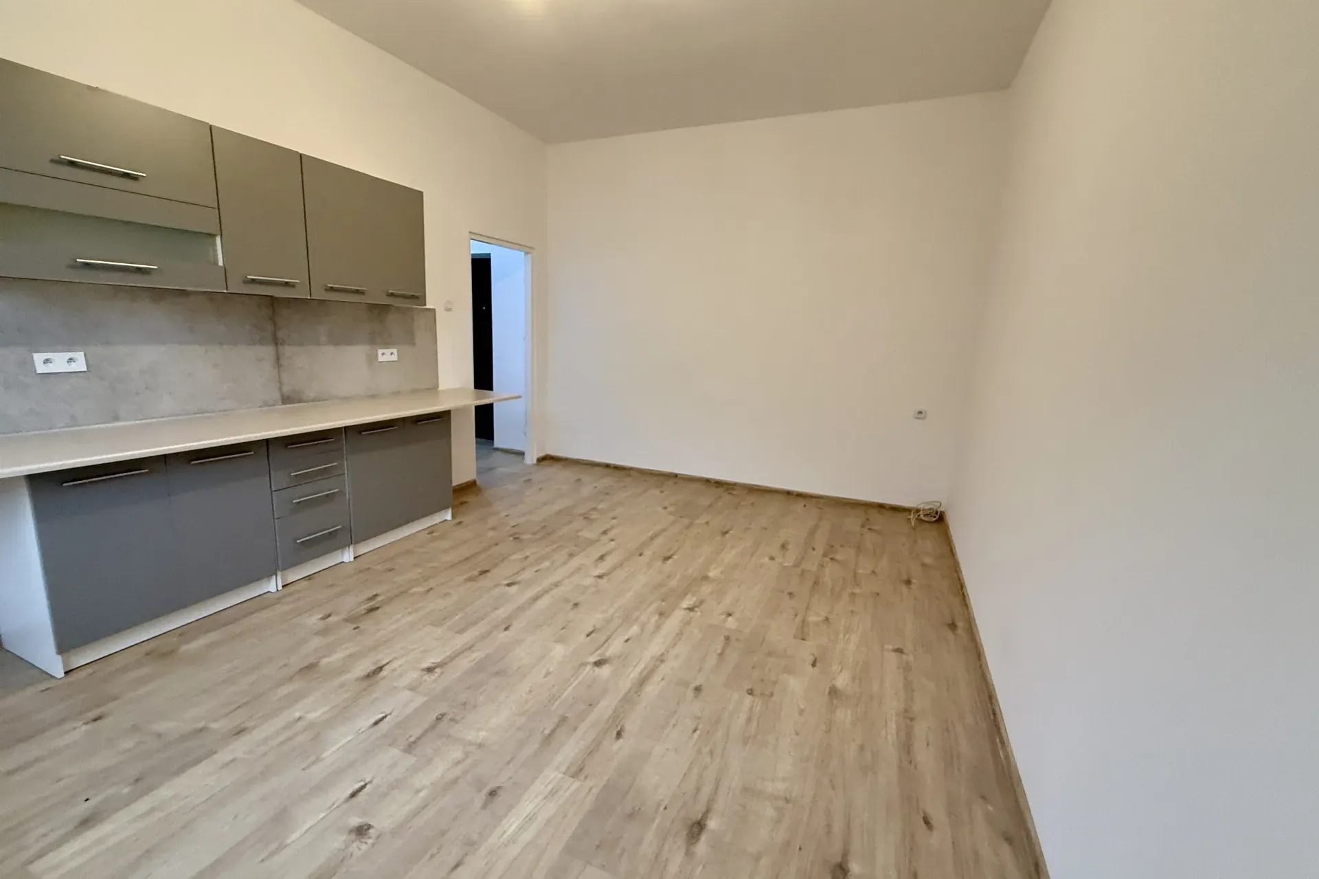 Szombierki Kawalerka Po Remoncie Okazja 5