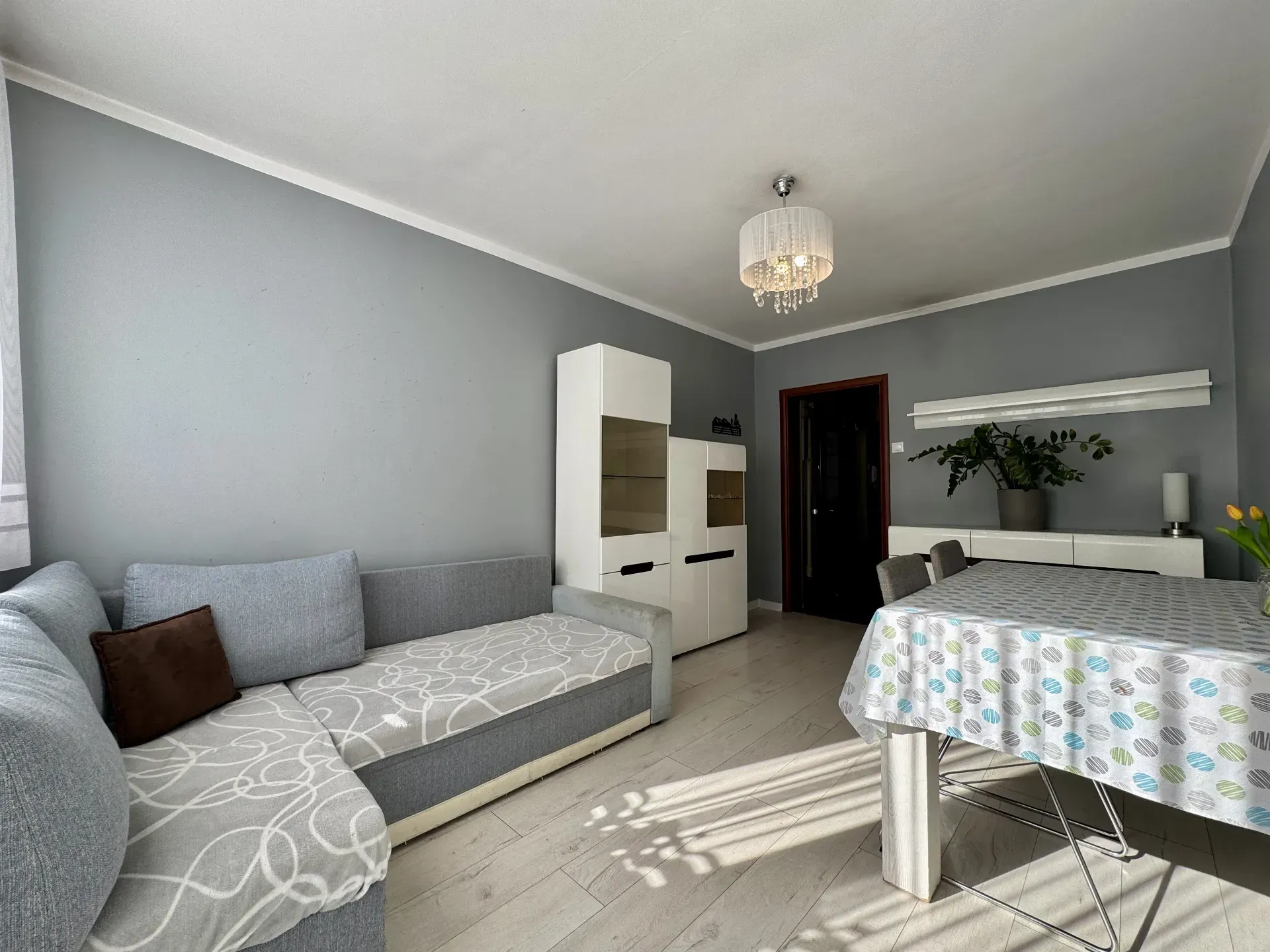 3 pokoje- ul. Wyzwolenia 1 piętro + balkon 6