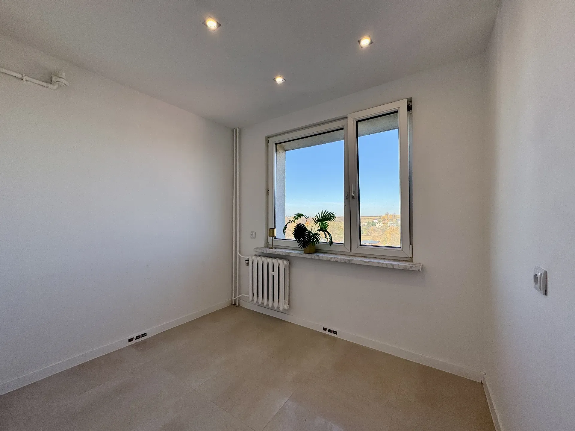 3 pokoje Po Remoncie z balkonem Od zaraz 13