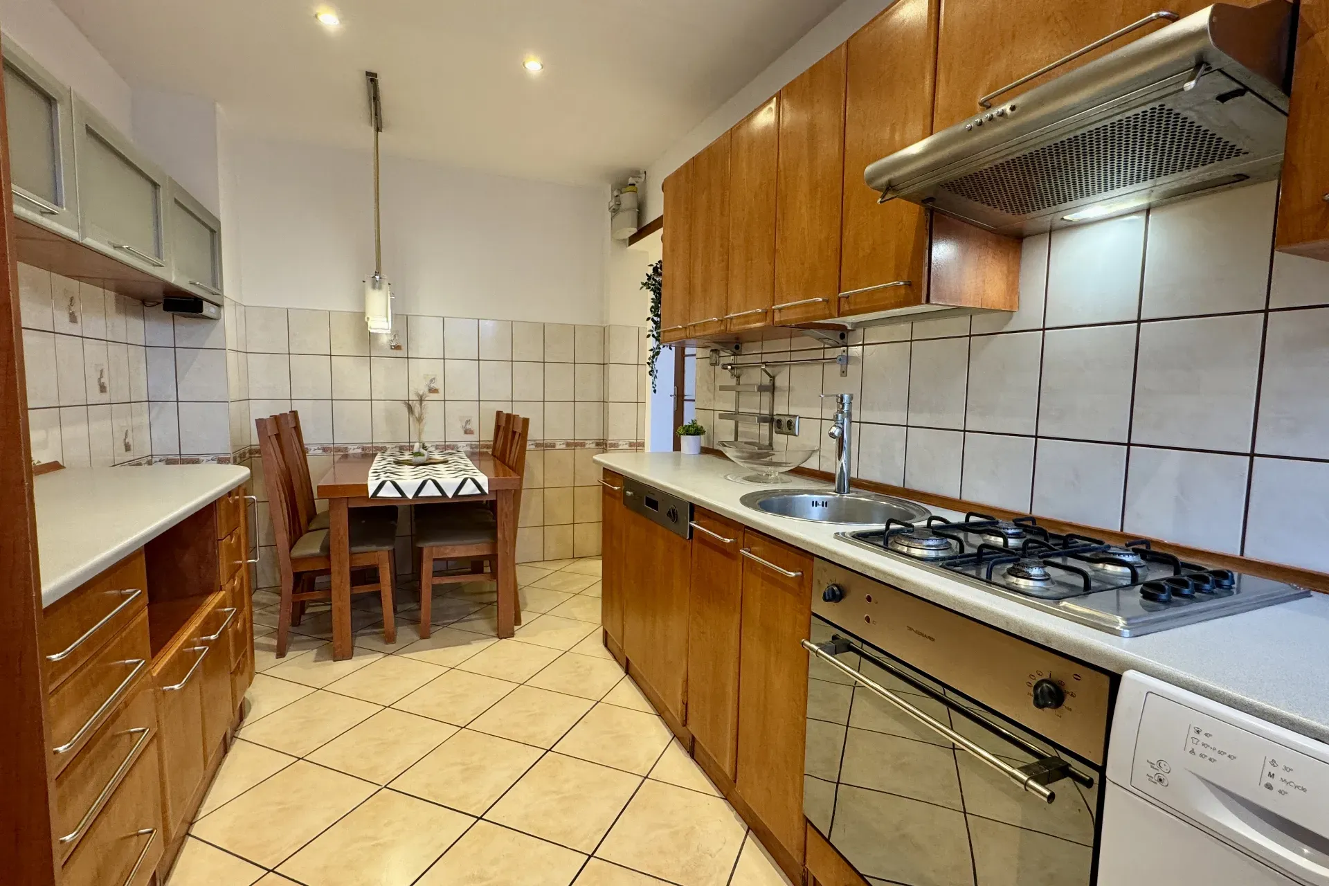 3 POKOJE Z BALKONEM | CENTRUM I ZAMKNIĘTA POSESJA 5