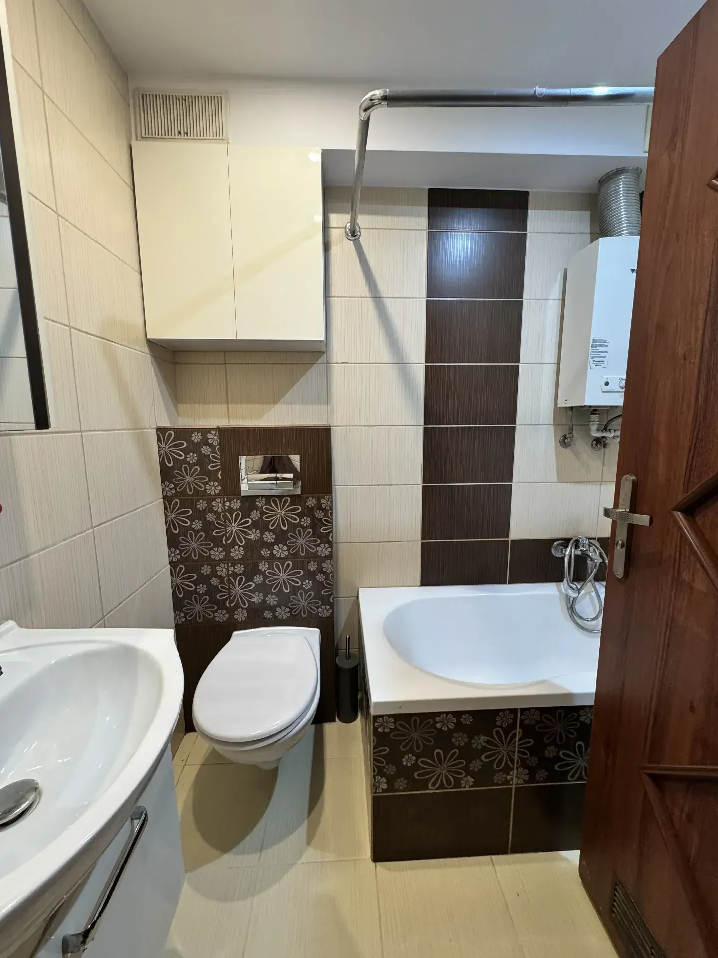 3 pokojowe-  Szombierki- 1 piętro z balkonem 17