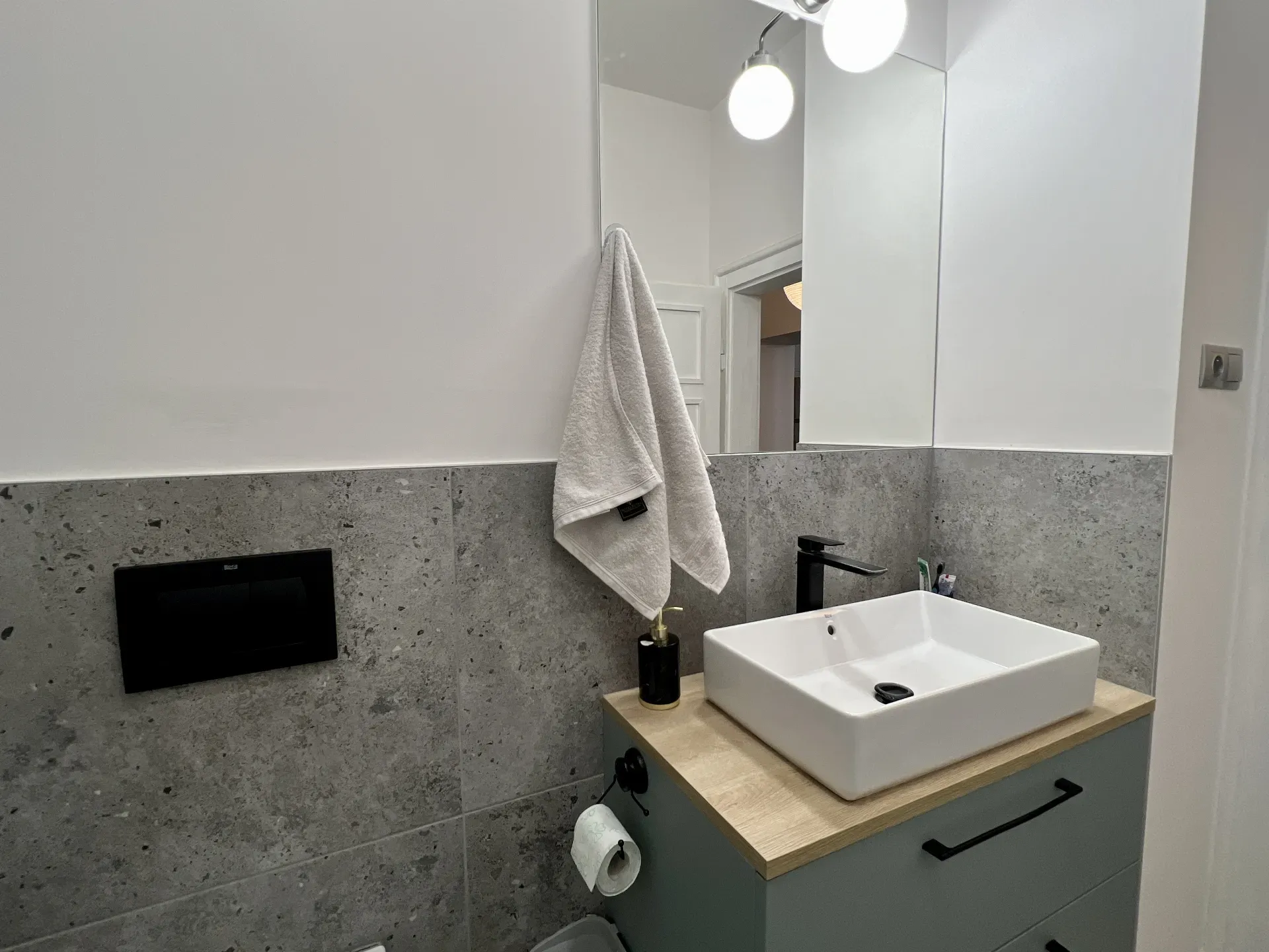 Mieszkanie na sprzedaż - Gliwice, Mickiewicza 10
